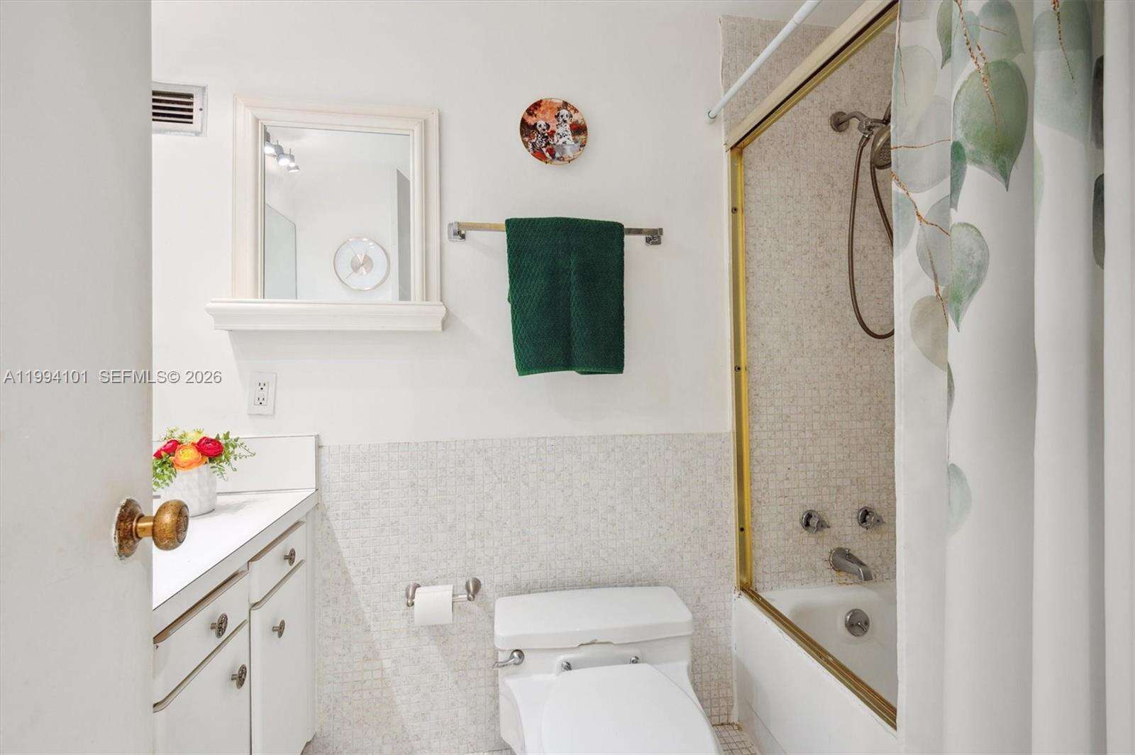 Alexander Towers at 3505 Ocean Dr, Hollywood, FL 33019 - For Sale photo 10