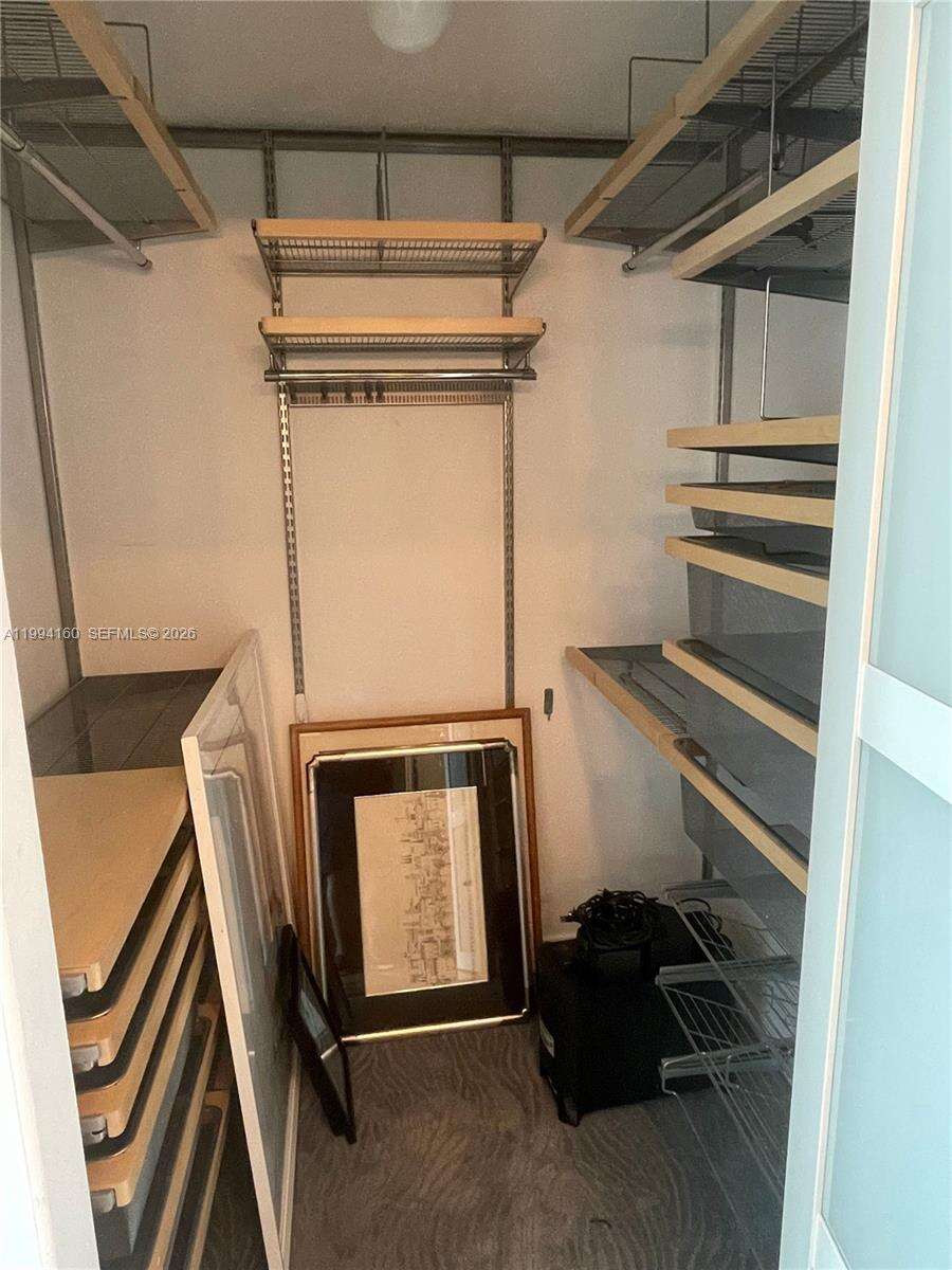 Met 1 at 300 Biscayne Blvd, Miami, FL 33131 - For Sale photo 16