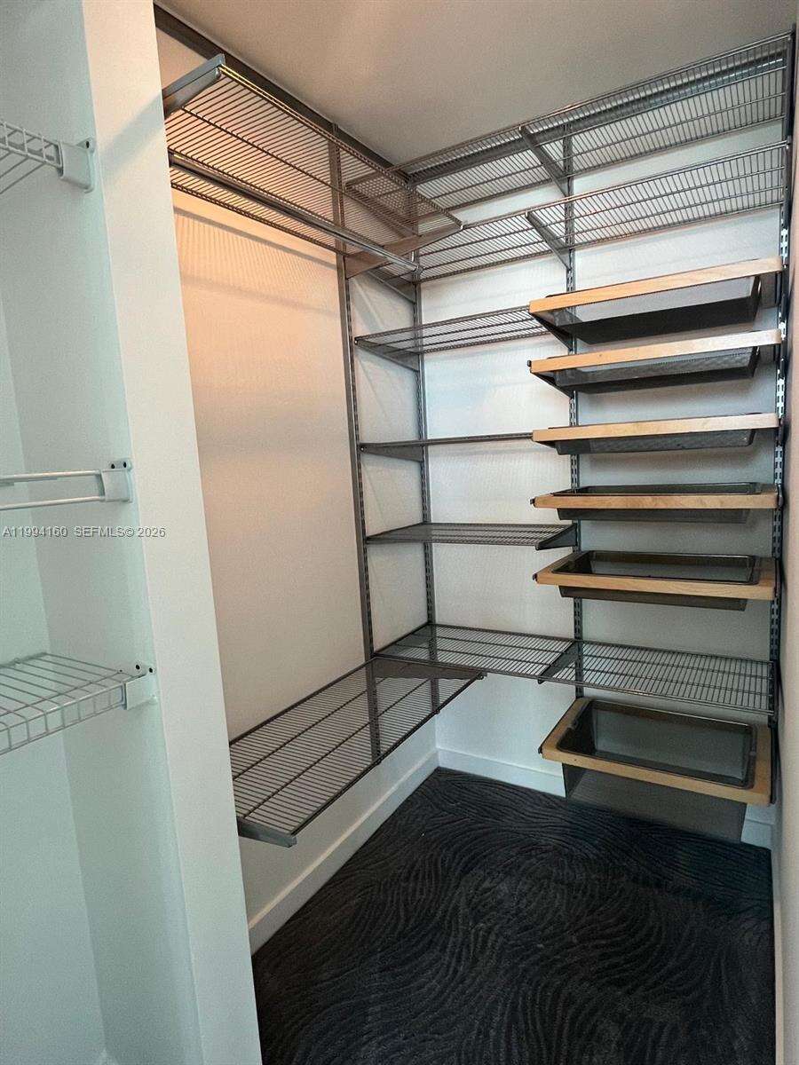 Met 1 at 300 Biscayne Blvd, Miami, FL 33131 - For Sale photo 19