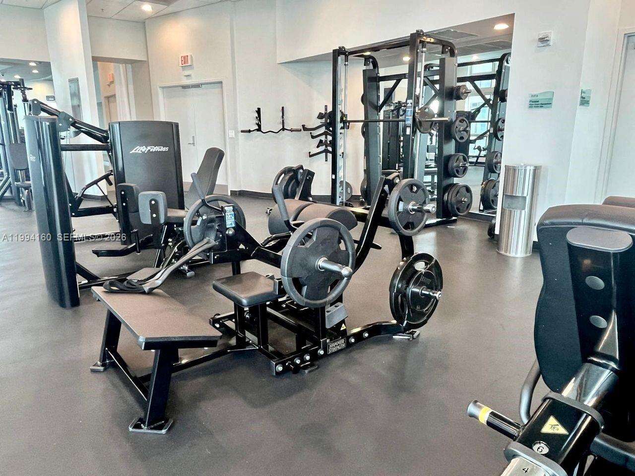 Met 1 at 300 Biscayne Blvd, Miami, FL 33131 - For Sale photo 28