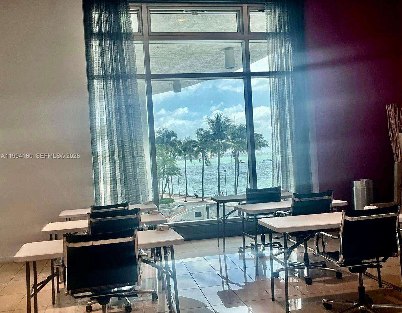 Met 1 at 300 Biscayne Blvd, Miami, FL 33131 - For Sale photo 33