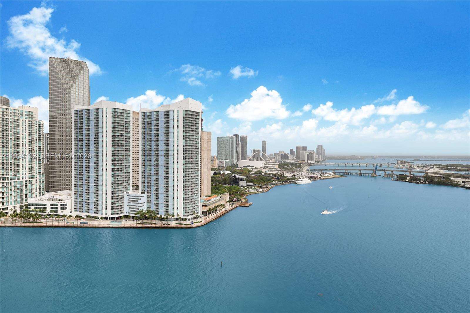 THREE TEQUESTA POINT - 848 Brickell Key Dr, Miami, FL 33131 | Picture 3