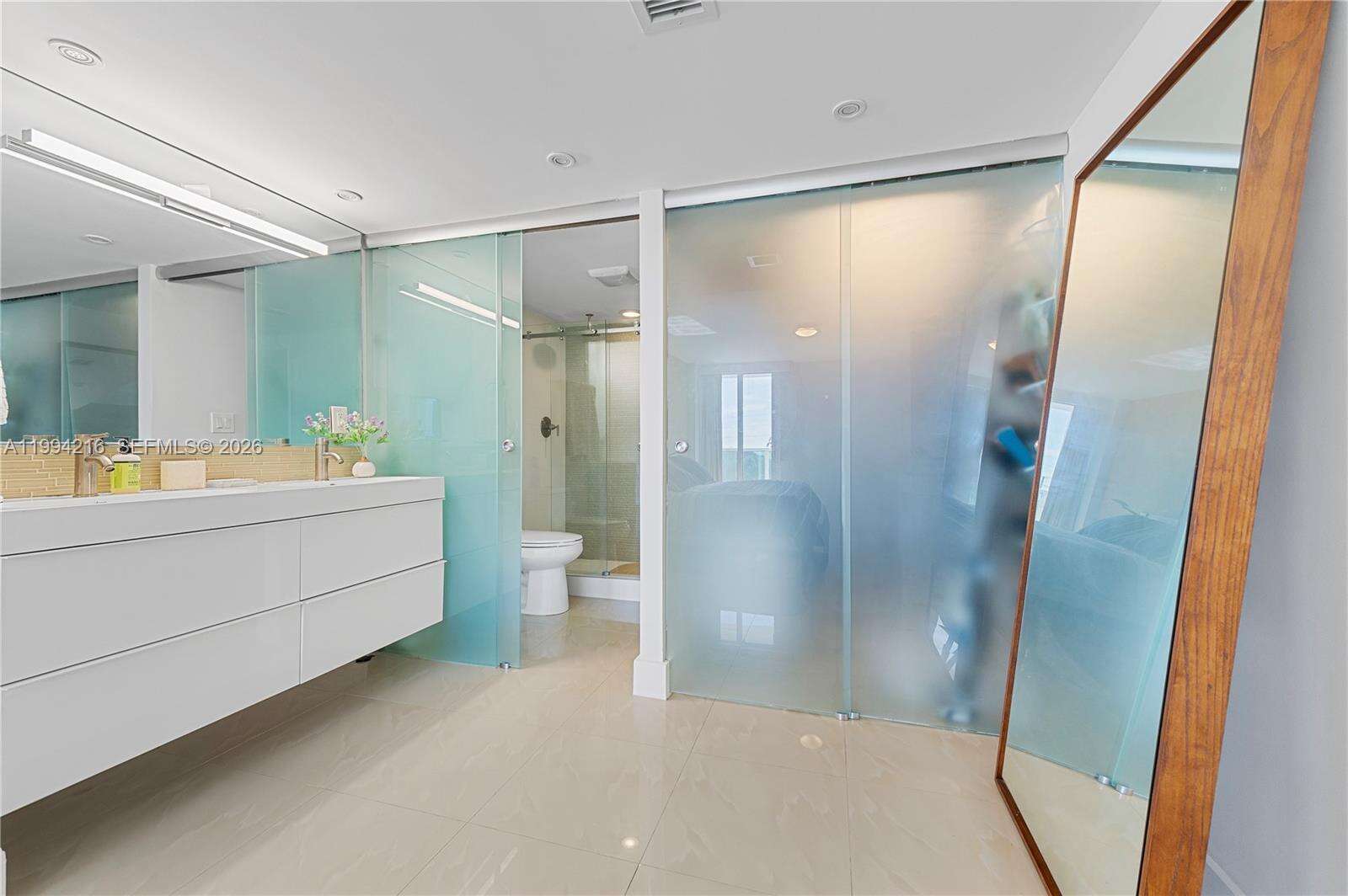 Arlen House at 100 Bayview Dr, Sunny Isles Beach, FL 33160 - For Sale photo 26