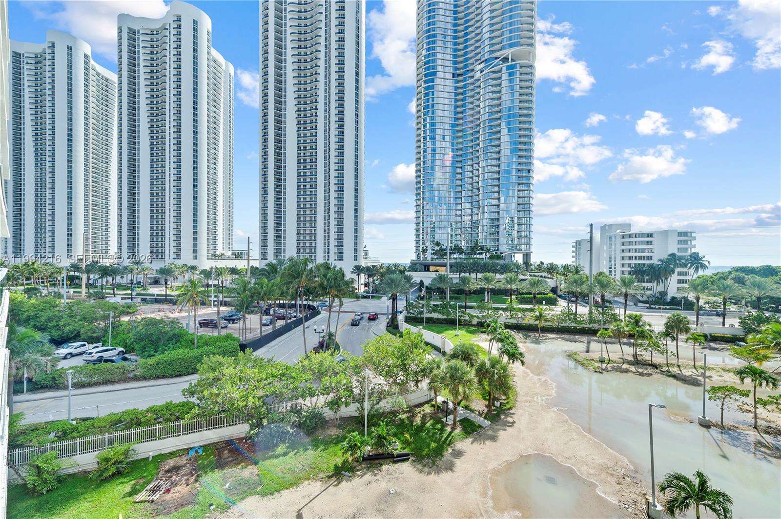 Arlen House at 100 Bayview Dr, Sunny Isles Beach, FL 33160 - For Sale photo 34