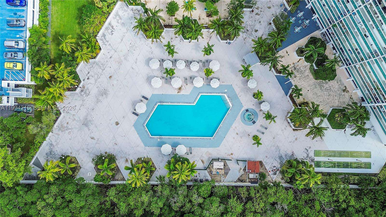 Arlen House at 100 Bayview Dr, Sunny Isles Beach, FL 33160 - For Sale photo 41