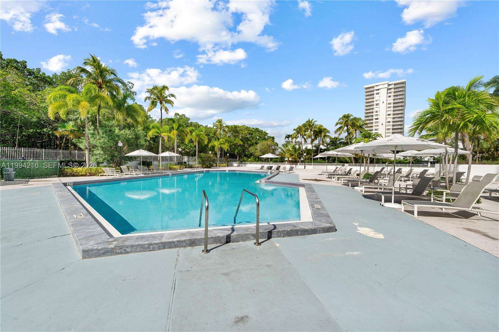 Arlen House at 100 Bayview Dr, Sunny Isles Beach, FL 33160 - For Sale photo 45