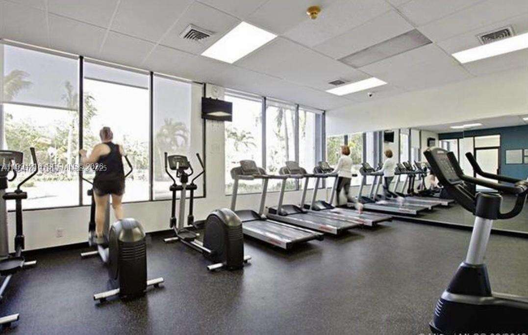 Arlen House at 100 Bayview Dr, Sunny Isles Beach, FL 33160 - For Sale photo 56