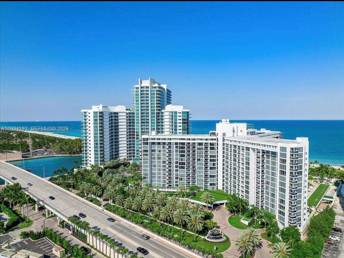 HARBOUR HOUSE - 10275 Collins Ave, Bal Harbour, FL 33154 | Picture 3