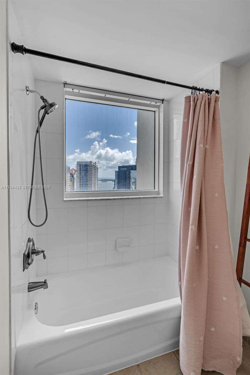 Vue At Brickell at 1250 Miami Ave, Miami, FL 33130 - For Sale photo 10