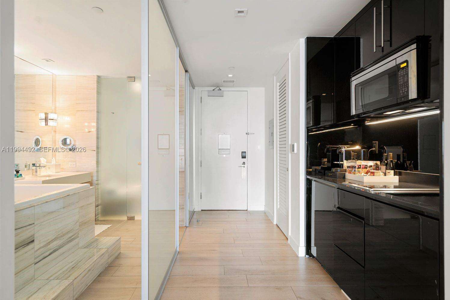 2201 COLLINS AVE - 2201 Collins Ave, Miami Beach, FL 33139 | Picture 10