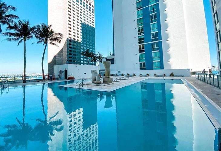 One Miami West at 325 Biscayne Blvd, Miami, FL 33131 - For Sale photo 20