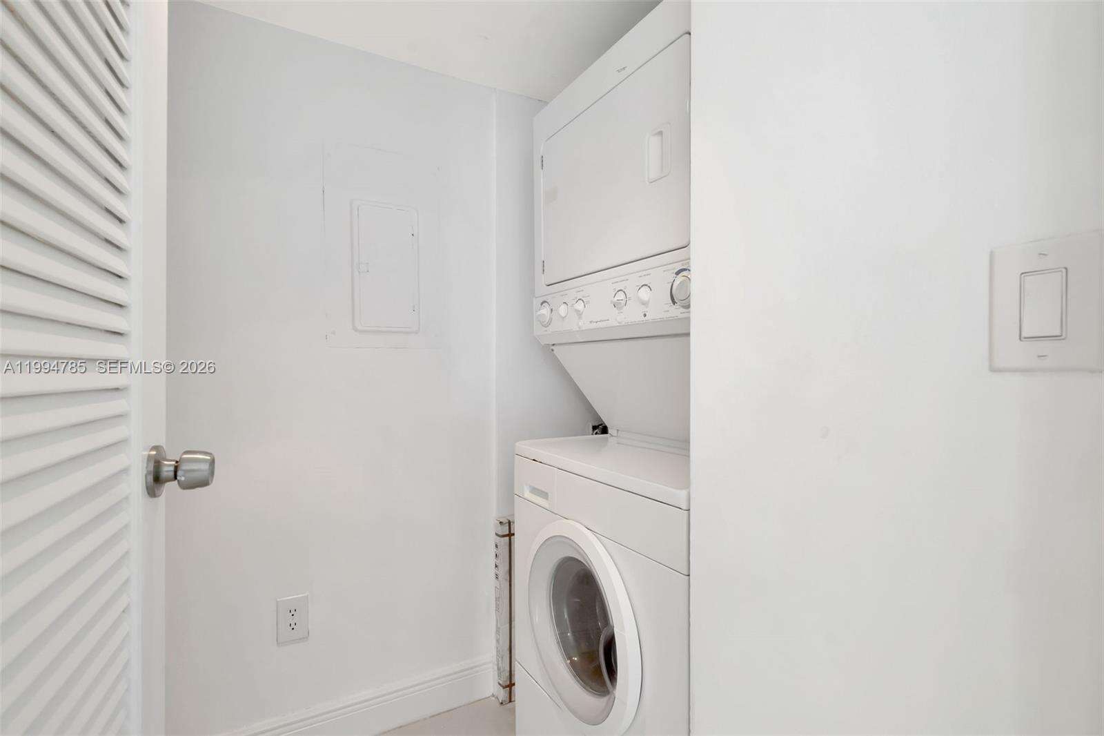 Brickell Bay Club at 2333 Brickell Ave, Miami, FL 33129 - For Sale photo 27