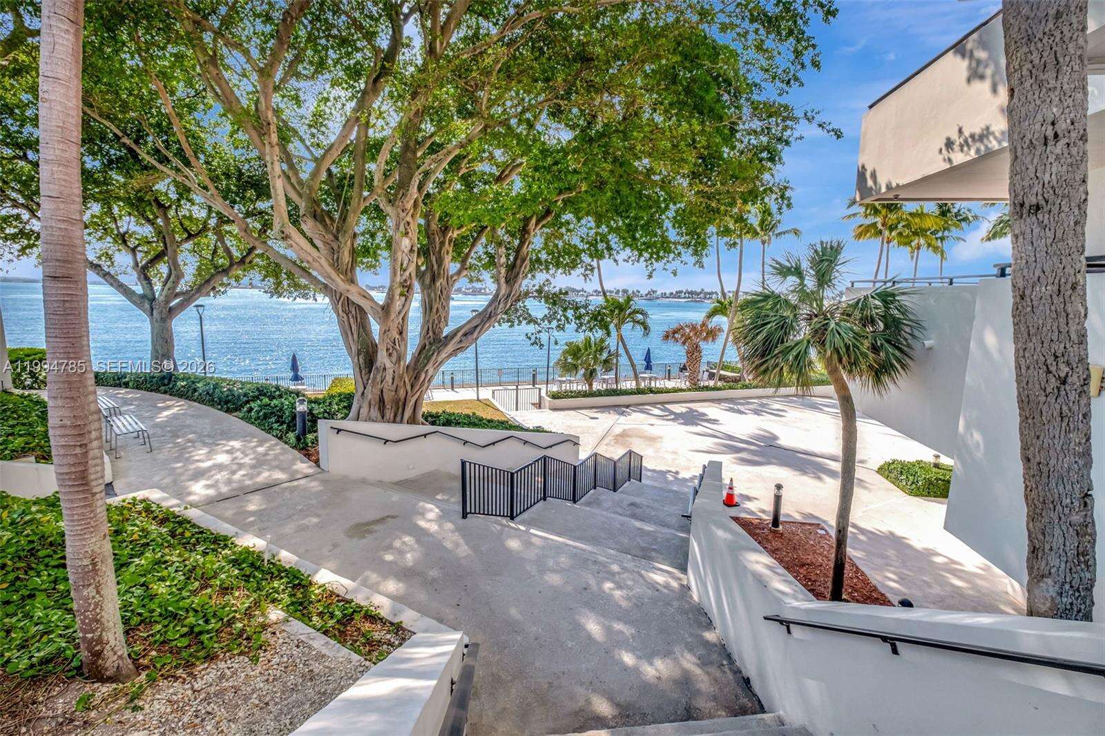 Brickell Bay Club at 2333 Brickell Ave, Miami, FL 33129 - For Sale photo 30