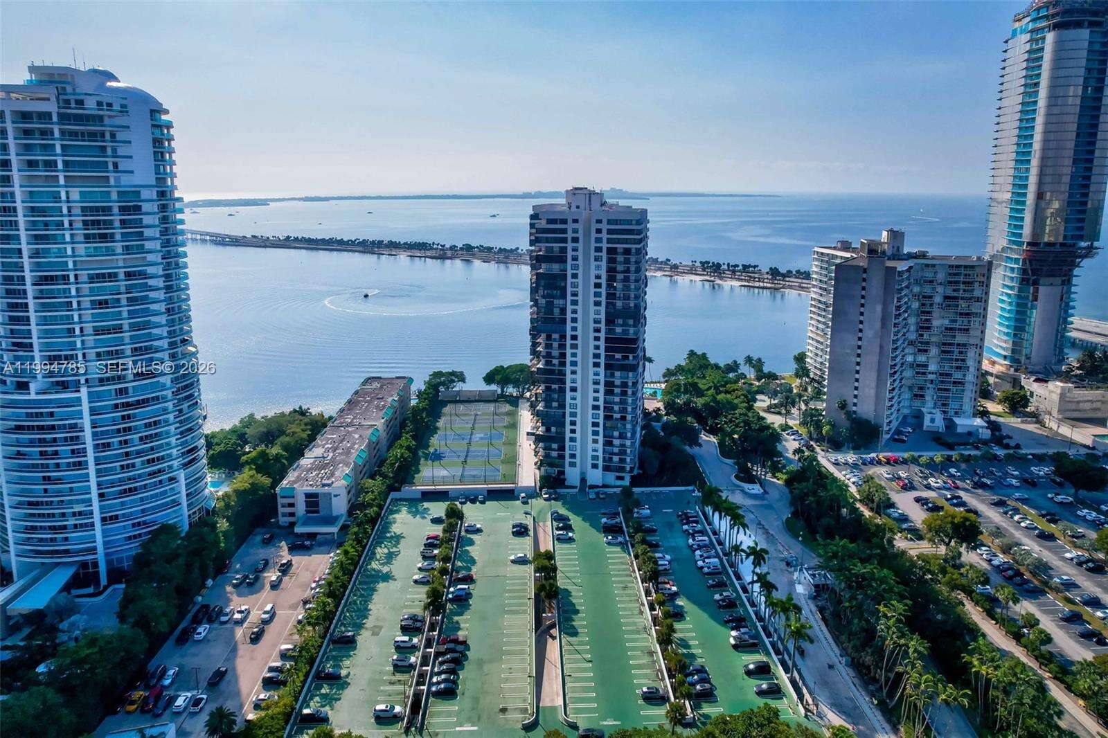 Brickell Bay Club at 2333 Brickell Ave, Miami, FL 33129 - For Sale photo 60