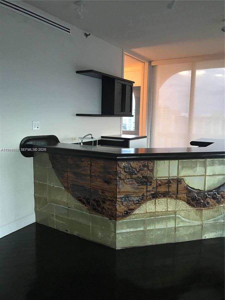 TURNBERRY ISLE - 19707 Turnberry Way, Aventura, FL 33180 | Picture 2