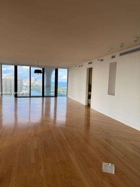 TURNBERRY ISLE - 19707 Turnberry Way, Aventura, FL 33180 | Picture 15