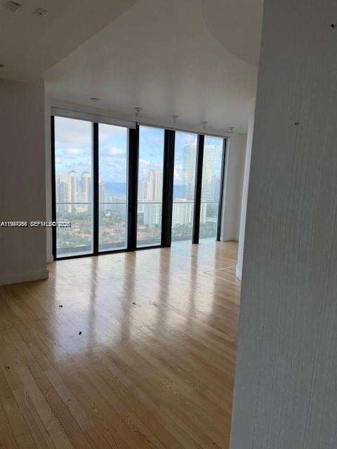 TURNBERRY ISLE - 19707 Turnberry Way, Aventura, FL 33180 | Picture 23