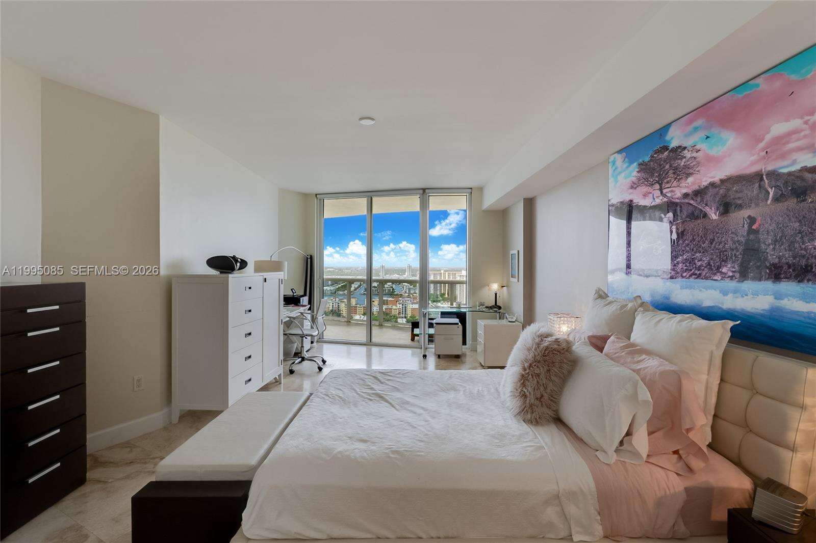 OCEAN FOUR - 17201 Collins Ave, Sunny Isles Beach, FL 33160 | Picture 12