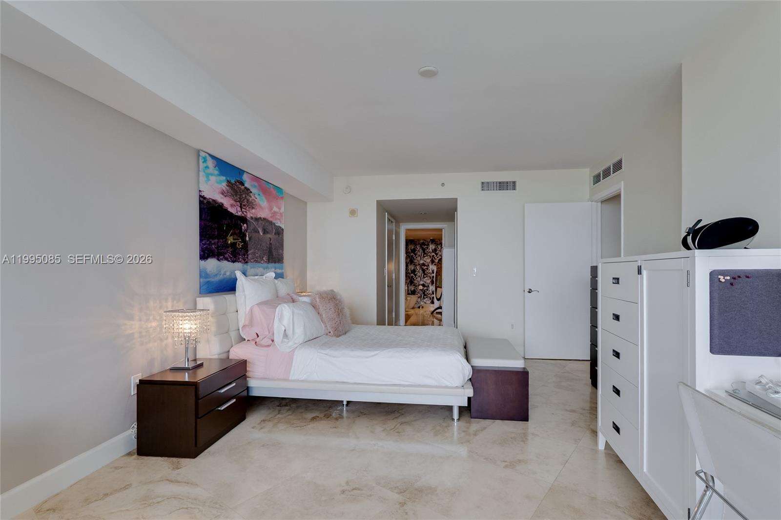 OCEAN FOUR - 17201 Collins Ave, Sunny Isles Beach, FL 33160 | Picture 13