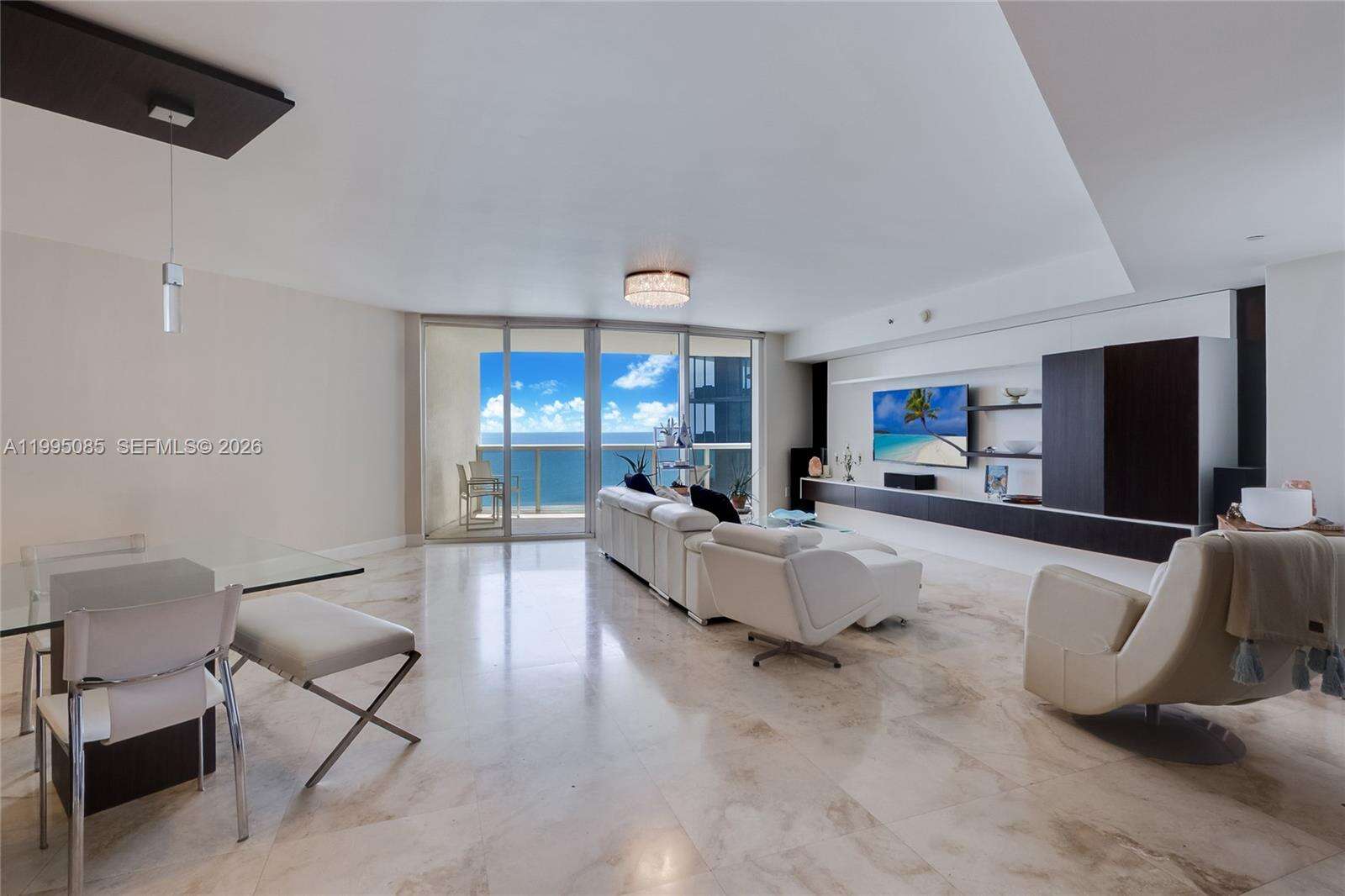 OCEAN FOUR - 17201 Collins Ave, Sunny Isles Beach, FL 33160 | Picture 4