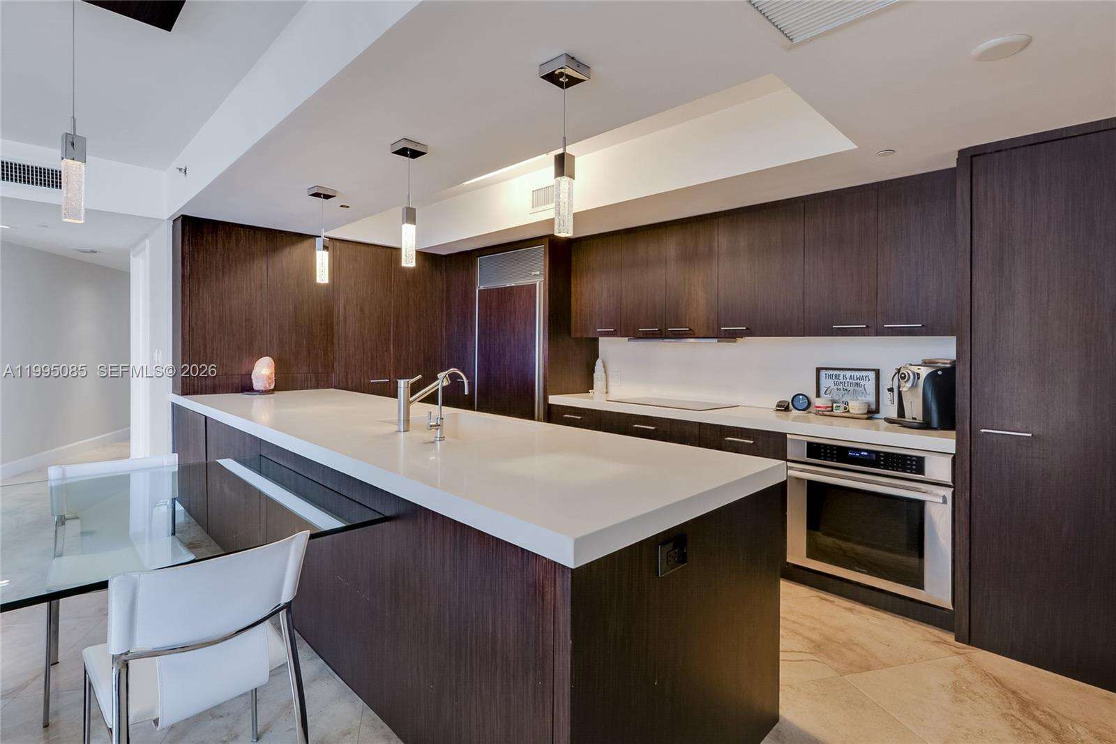 OCEAN FOUR - 17201 Collins Ave, Sunny Isles Beach, FL 33160 | Picture 8