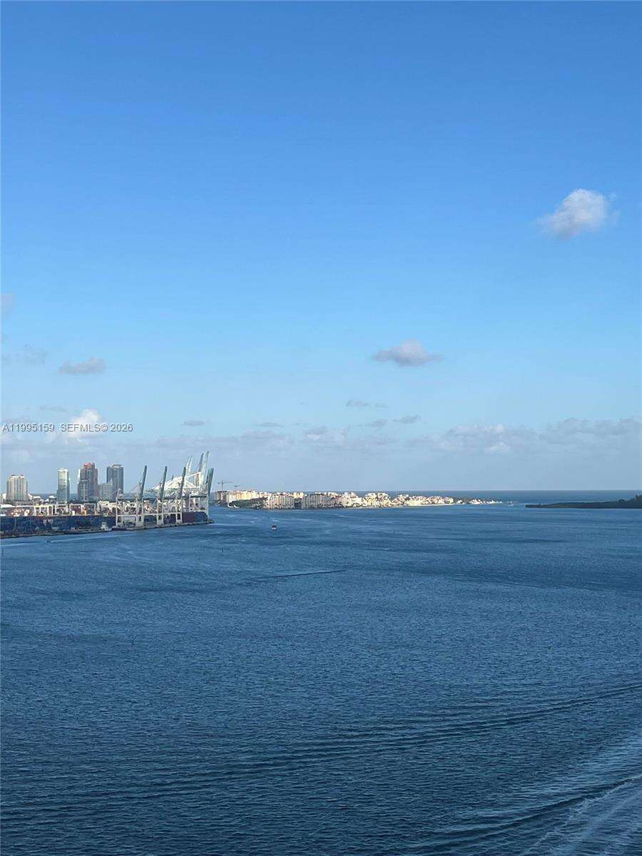 TWO TEQUESTA POINT - 808 Brickell Key Dr, Miami, FL 33131 | Picture 21