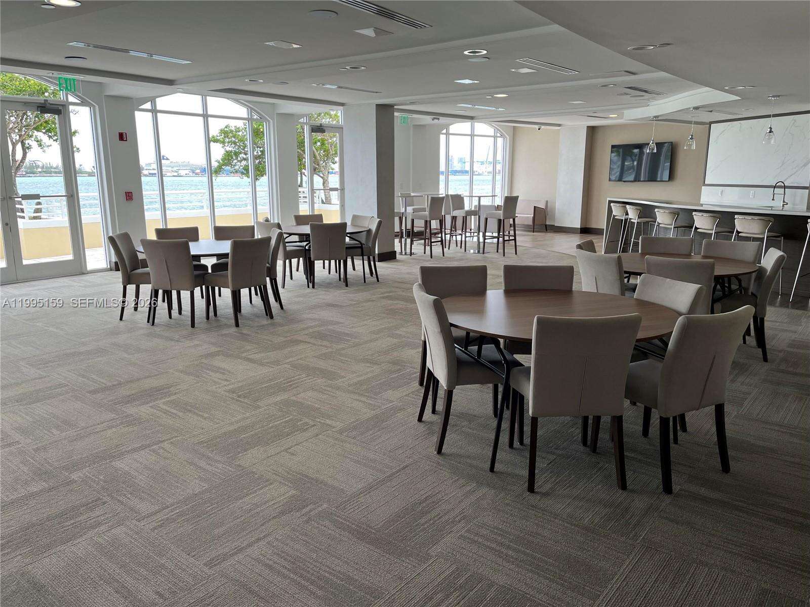 TWO TEQUESTA POINT - 808 Brickell Key Dr, Miami, FL 33131 | Picture 27