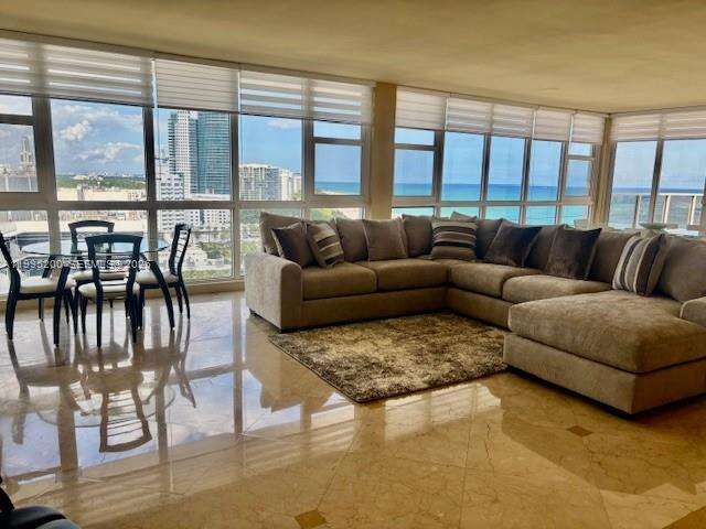 THE DECOPLAGE - 100 Lincoln Rd, Miami Beach, FL 33139 | Picture 3