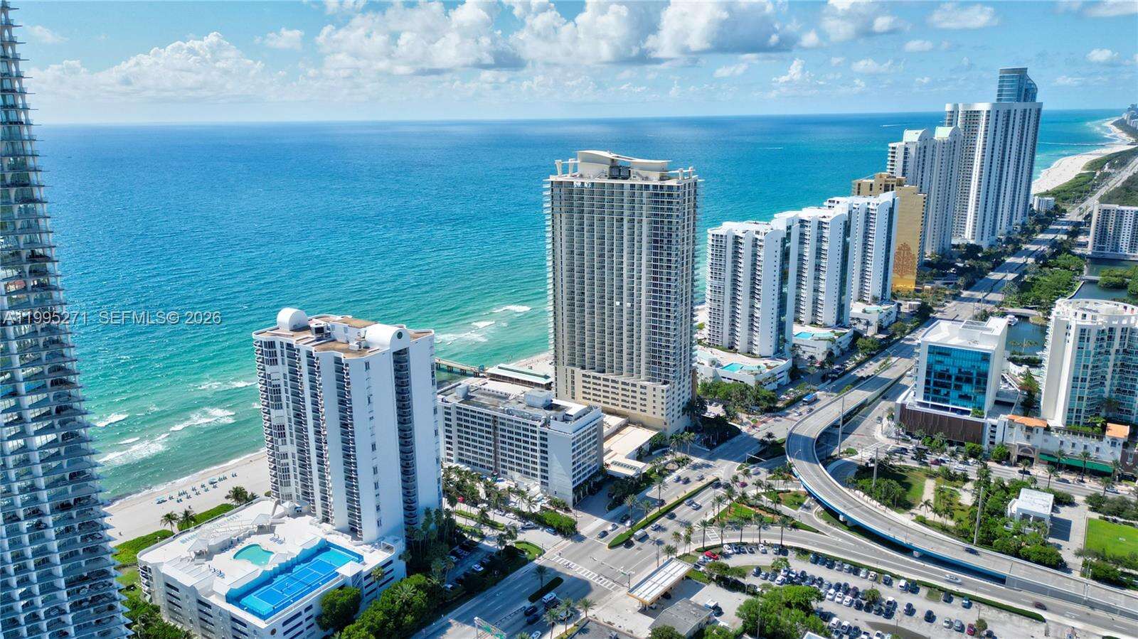 SANDS POINTE OCEAN BEACH - 16711 Collins Ave, Sunny Isles Beach, FL 33160 | Picture 19