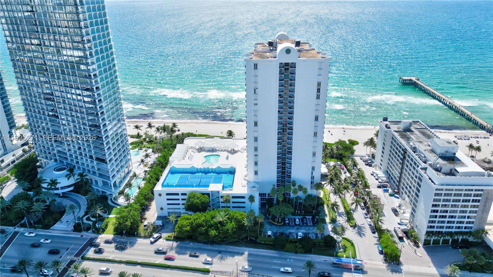 SANDS POINTE OCEAN BEACH - 16711 Collins Ave, Sunny Isles Beach, FL 33160 | Picture 23