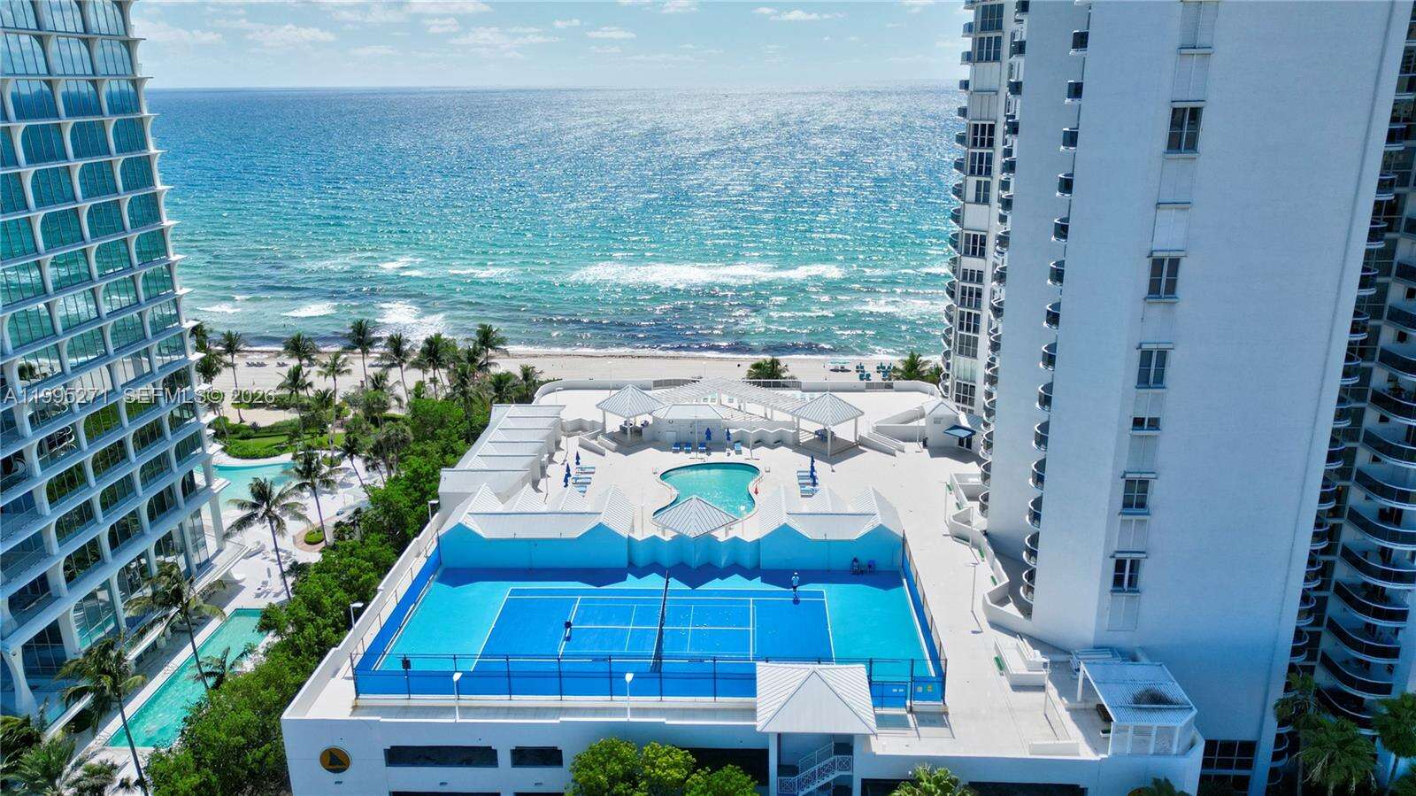 SANDS POINTE OCEAN BEACH - 16711 Collins Ave, Sunny Isles Beach, FL 33160 | Picture 25