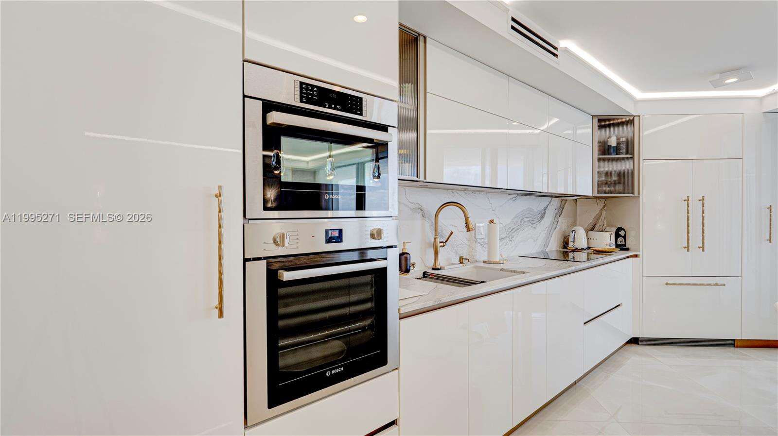 SANDS POINTE OCEAN BEACH - 16711 Collins Ave, Sunny Isles Beach, FL 33160 | Picture 42