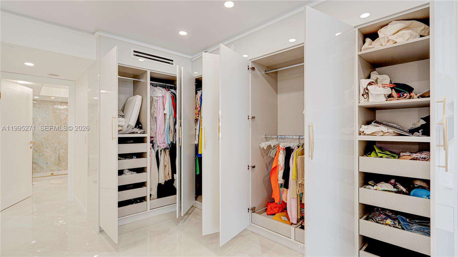 SANDS POINTE OCEAN BEACH - 16711 Collins Ave, Sunny Isles Beach, FL 33160 | Picture 54