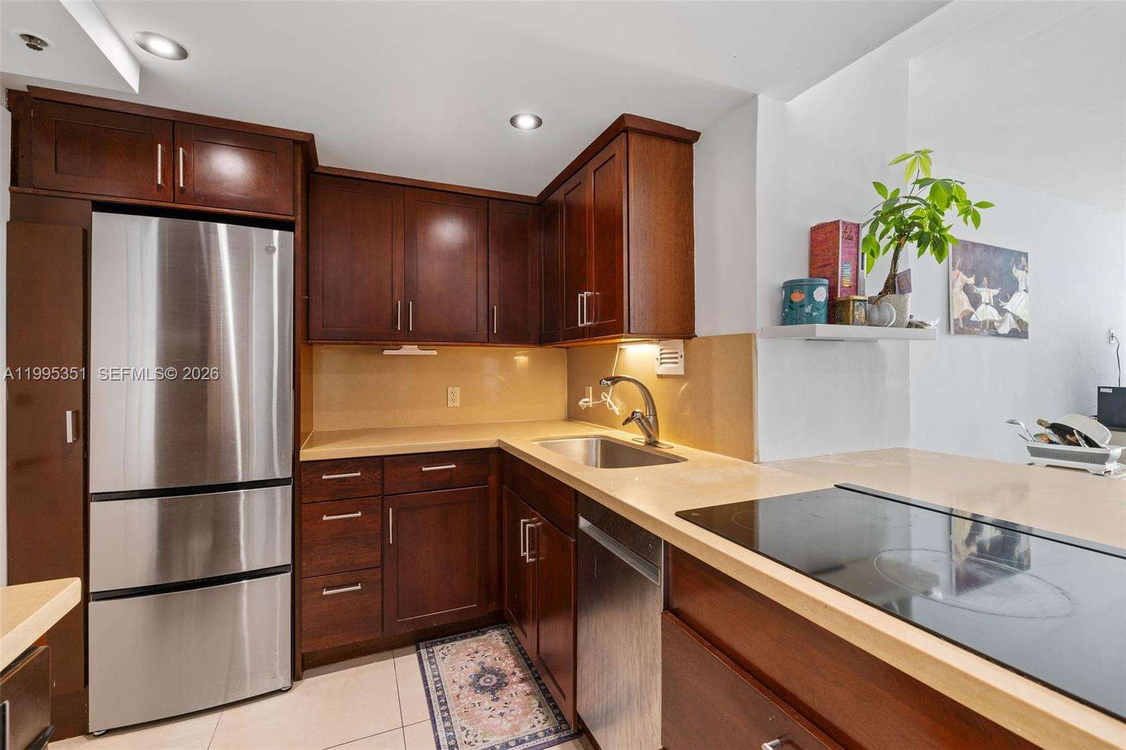 Mirador 1000 at 1000 W Ave, Miami Beach, FL 33139 - For Sale photo 25