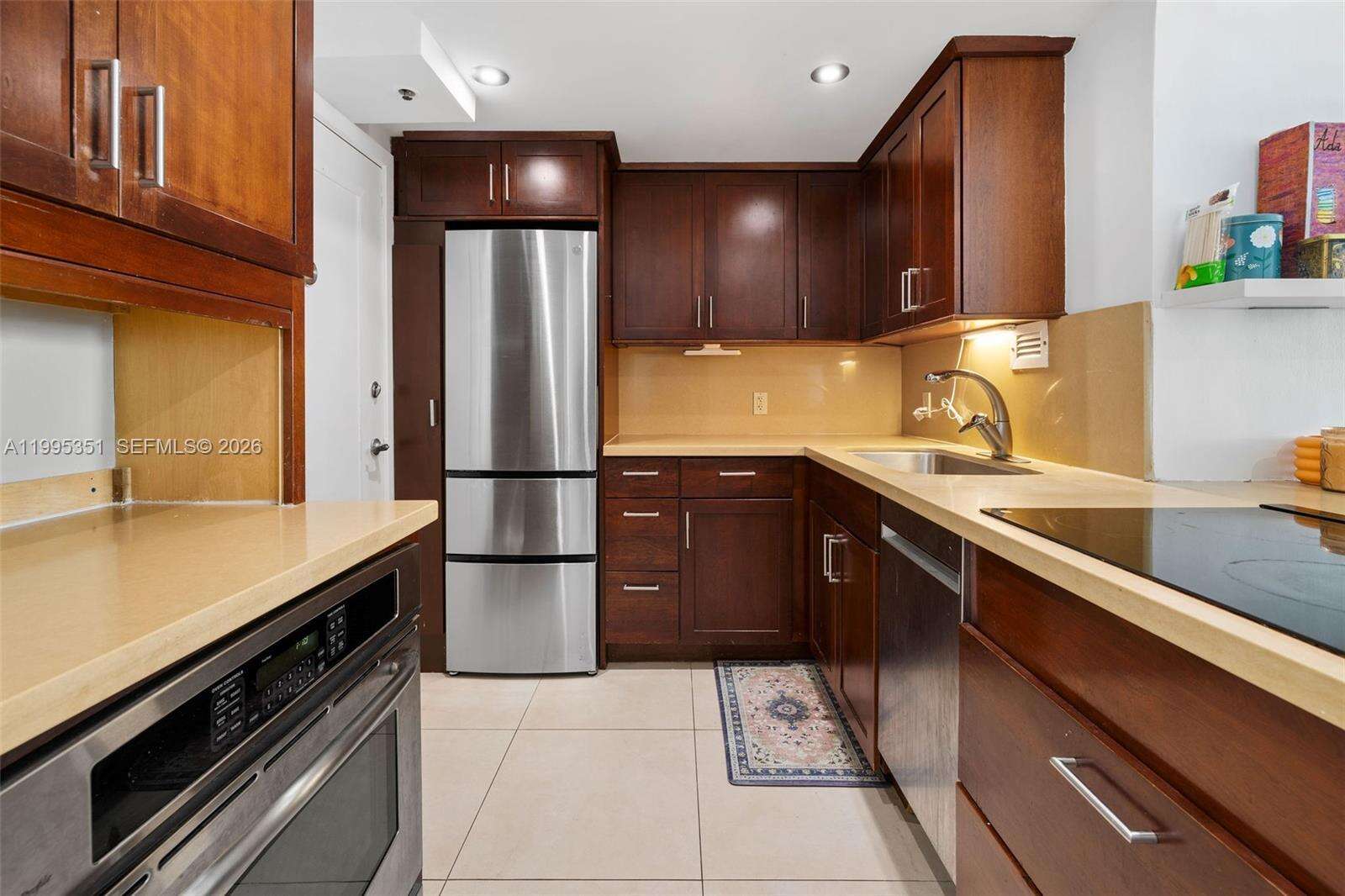 Mirador 1000 at 1000 W Ave, Miami Beach, FL 33139 - For Sale photo 9
