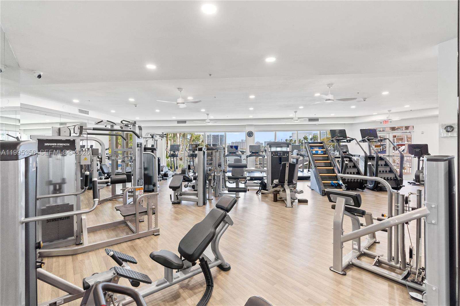 Aventura Marina One at 3340 190 St, Aventura, FL 33180 - For Sale photo 38