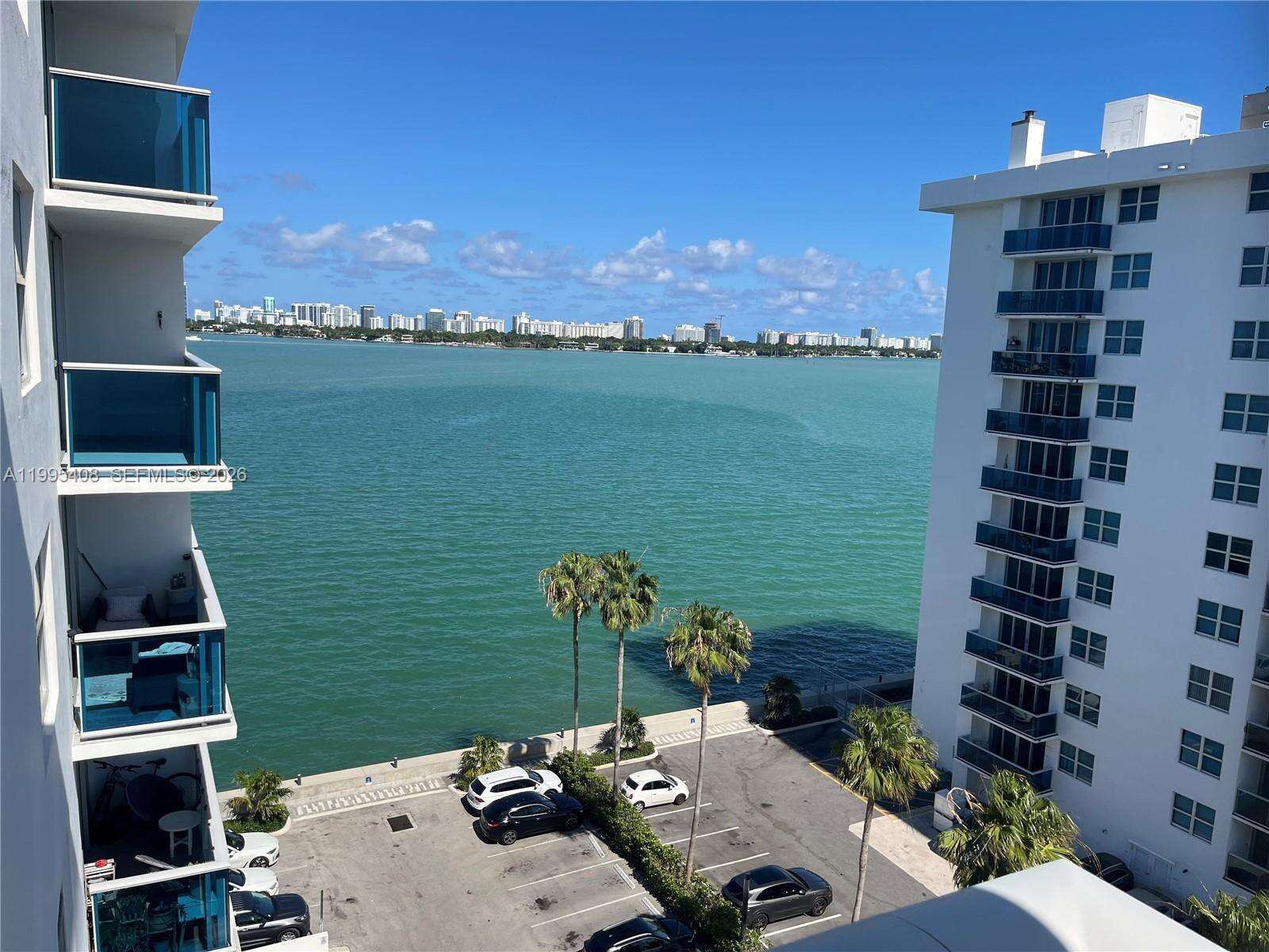 Treasures On The Bay Ii Condos for Sale & Rent | Picture 1