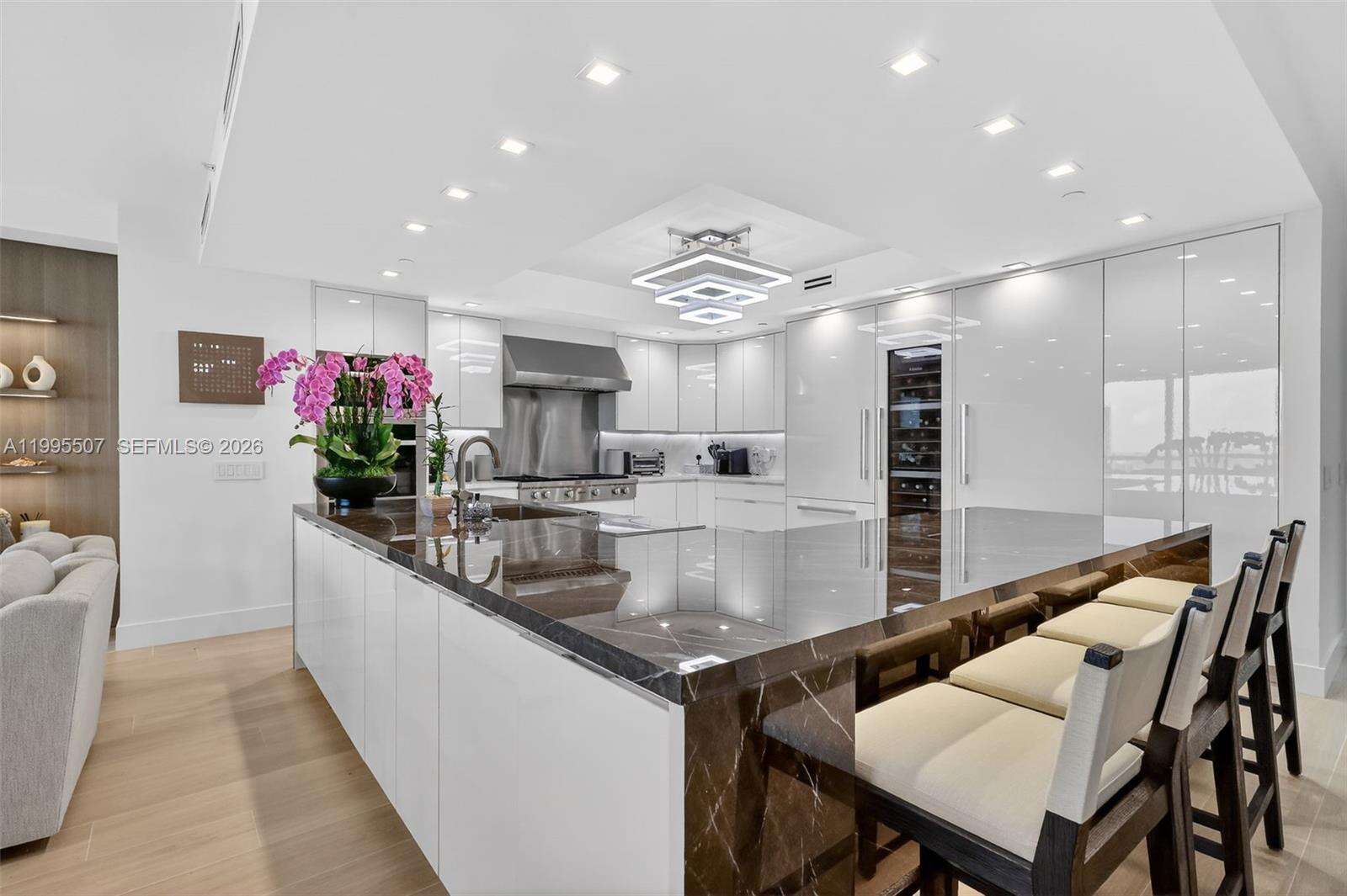 BELLAMARE WILLIAMS ISLAND - 6000 Island Blvd, Aventura, FL 33160 | Picture 14