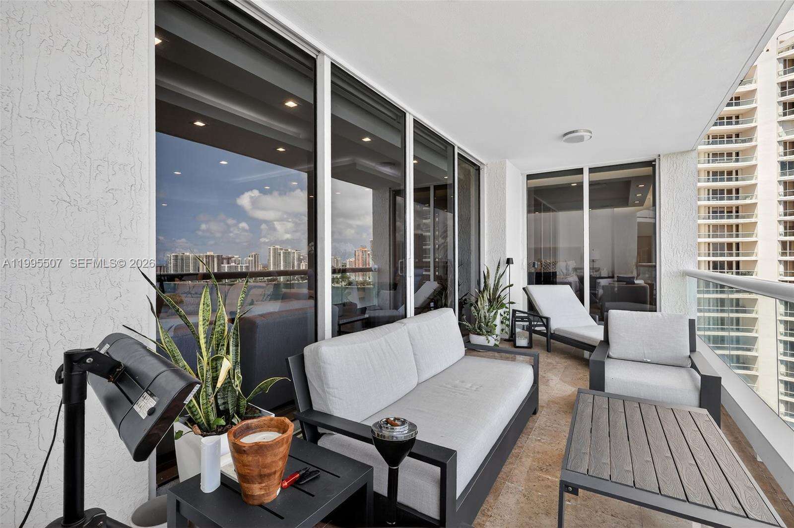 BELLAMARE WILLIAMS ISLAND - 6000 Island Blvd, Aventura, FL 33160 | Picture 31