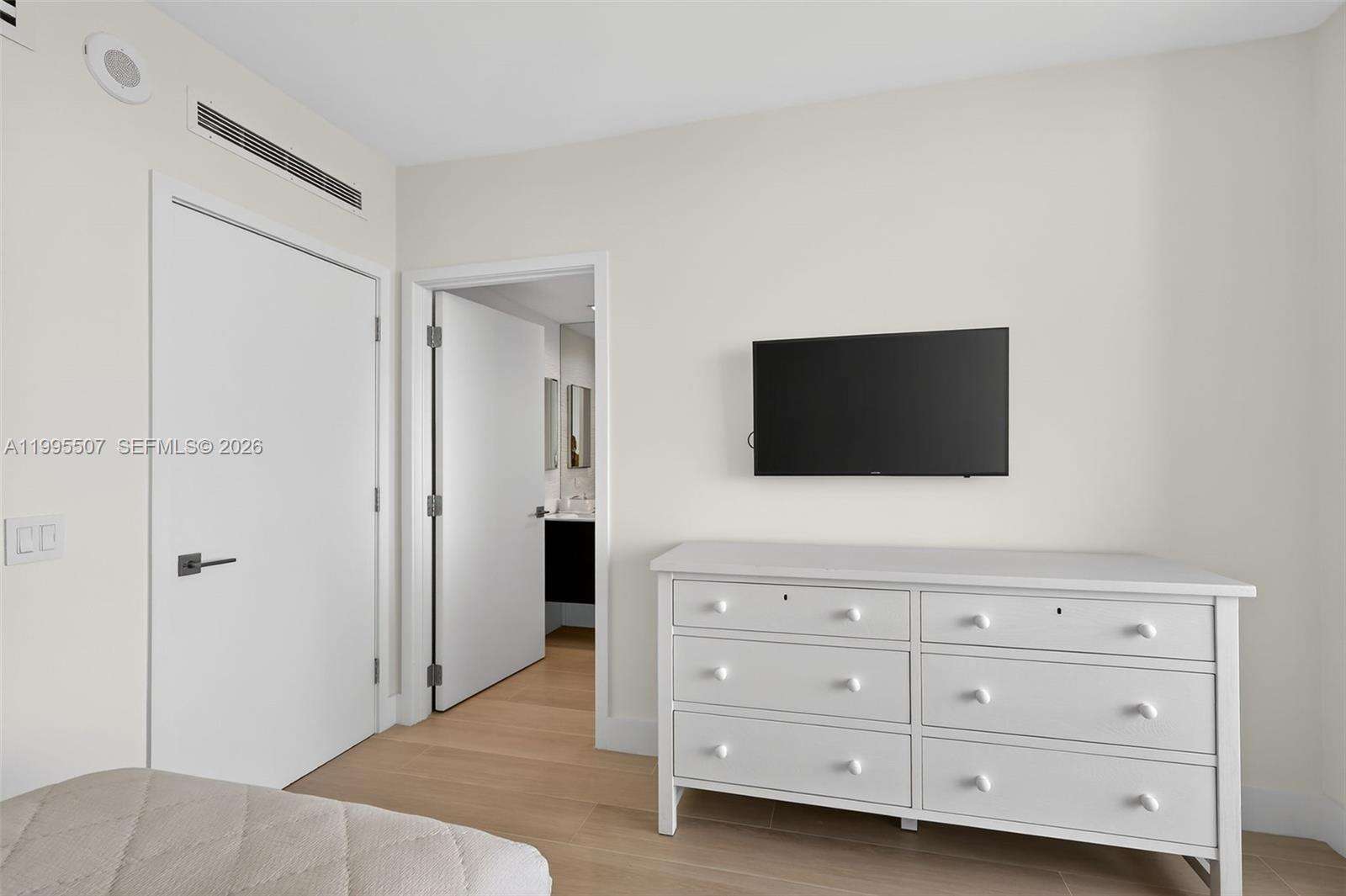 BELLAMARE WILLIAMS ISLAND - 6000 Island Blvd, Aventura, FL 33160 | Picture 37