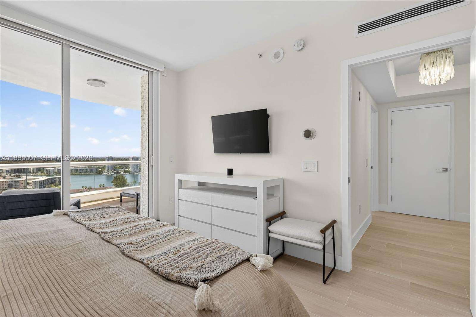 BELLAMARE WILLIAMS ISLAND - 6000 Island Blvd, Aventura, FL 33160 | Picture 43