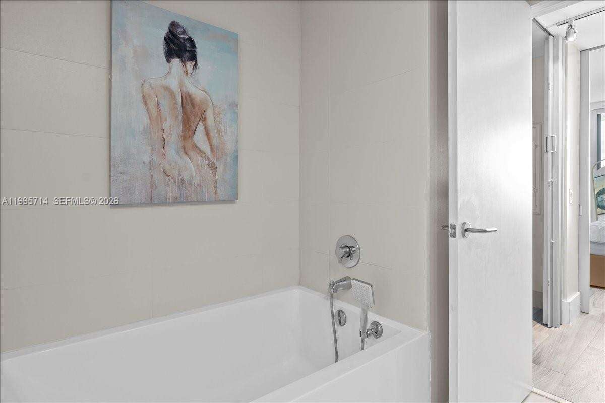 Paraiso Bayviews at 501 31 St, Miami, FL 33137 - For Sale photo 12