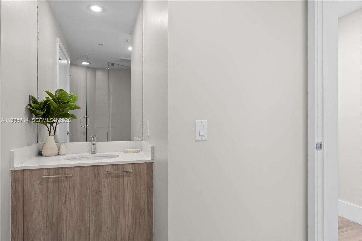 Paraiso Bayviews at 501 31 St, Miami, FL 33137 - For Sale photo 30