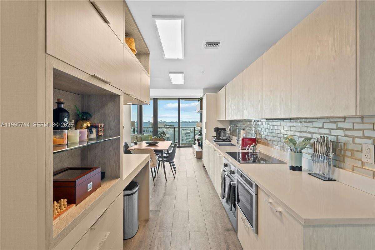 Paraiso Bayviews at 501 31 St, Miami, FL 33137 - For Sale photo 5