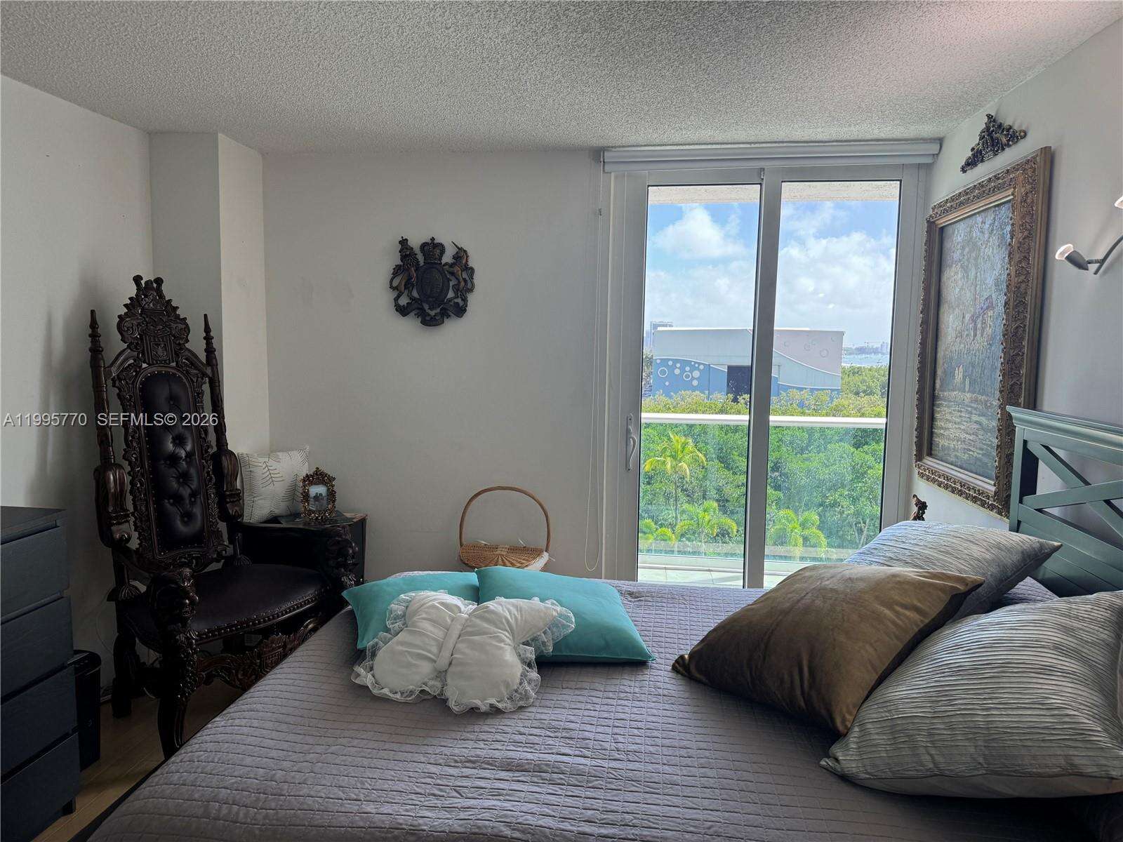 Arlen House at 100 Bayview Dr, Sunny Isles Beach, FL 33160 - For Sale photo 28