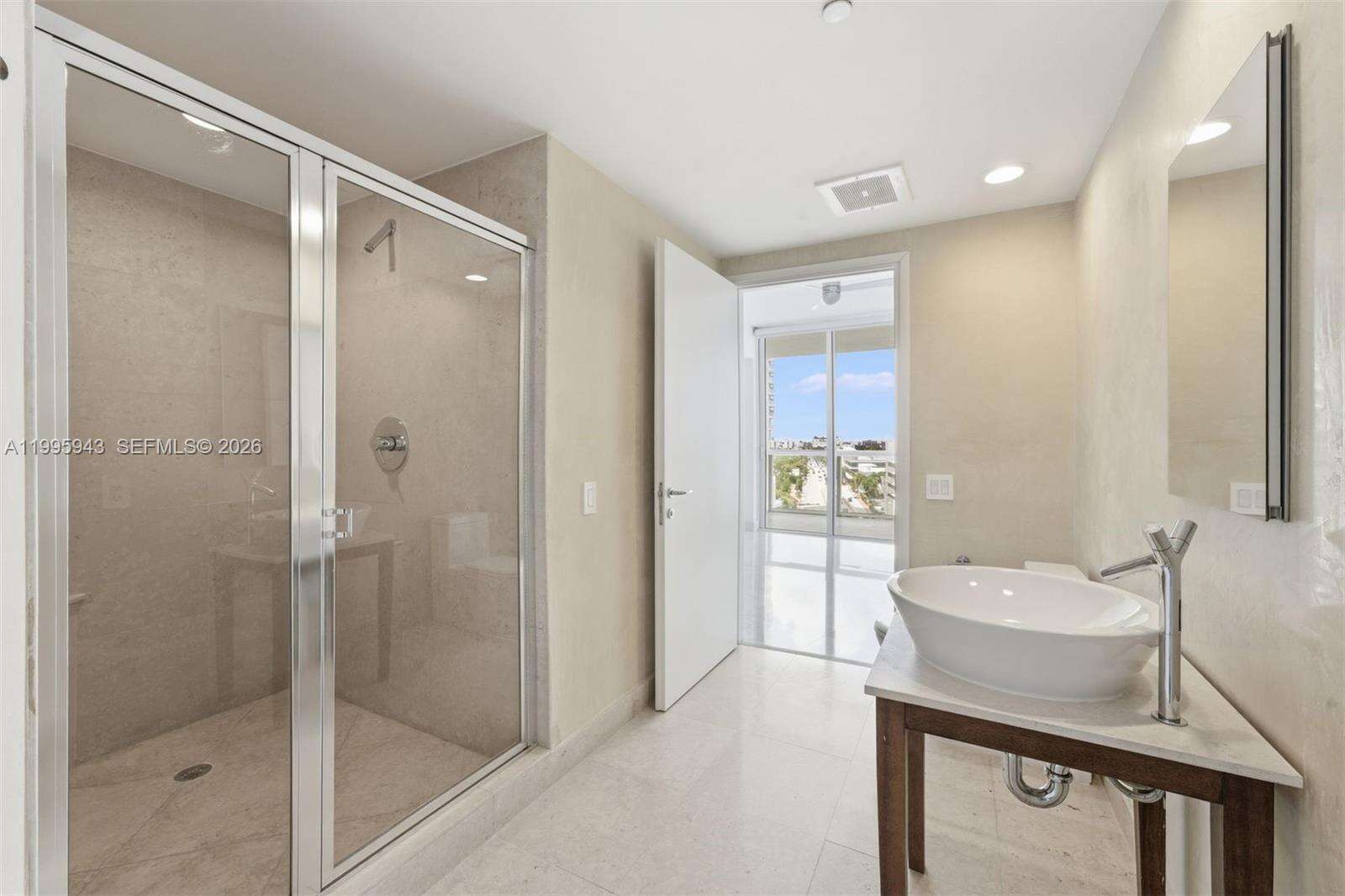 Icon at 450 Alton Rd, Miami Beach, FL 33139 - For Sale photo 12