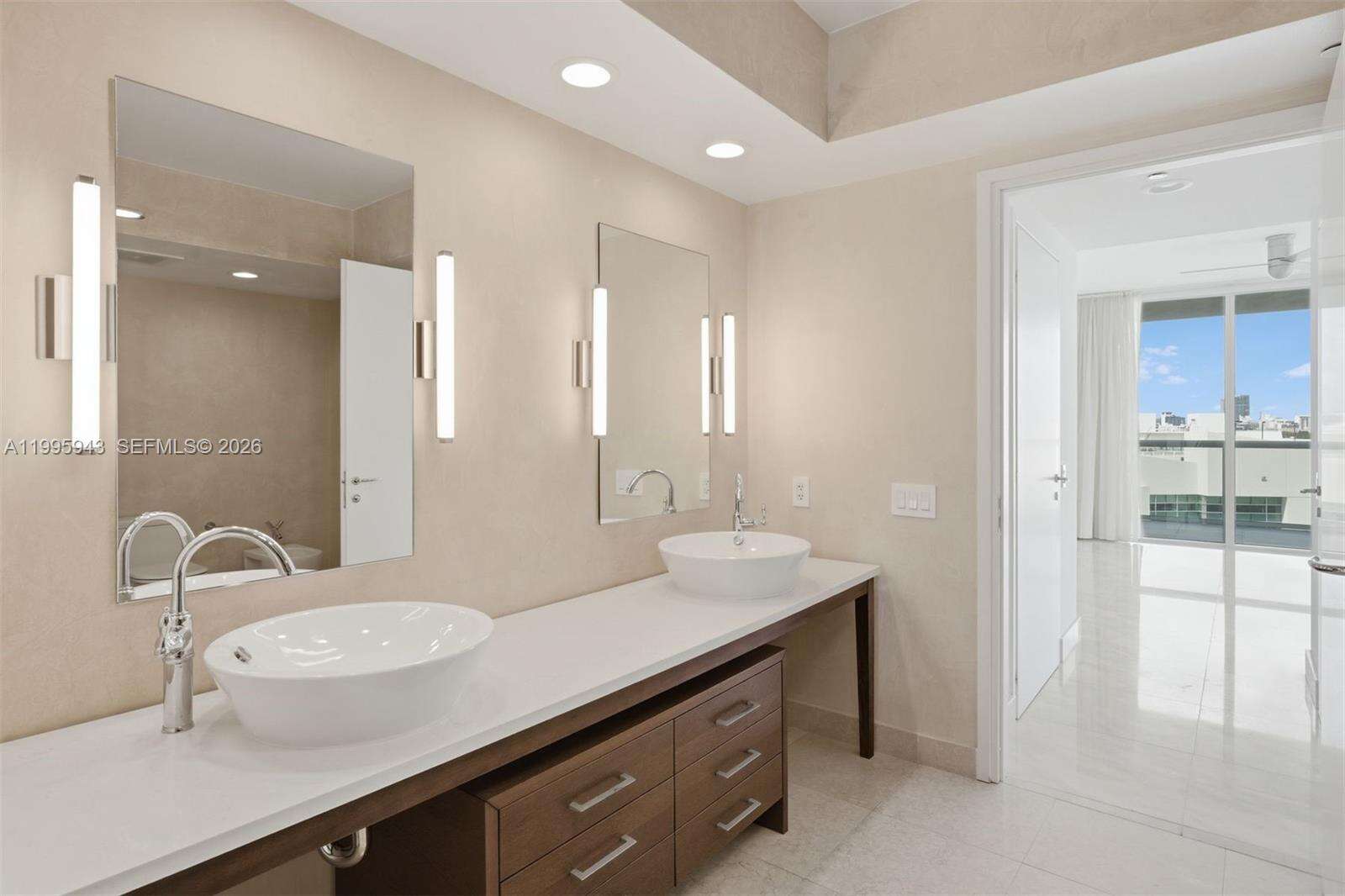 Icon at 450 Alton Rd, Miami Beach, FL 33139 - For Sale photo 7