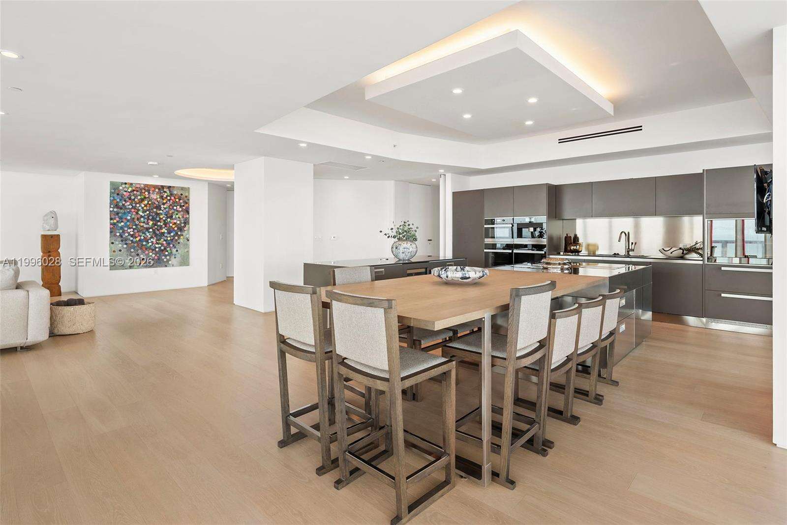 CONTINUUM ON SOUTH BEACH CONDO THE SOUTH TOWER - 100 Pointe Dr, Miami Beach, FL 33139 | Picture 19