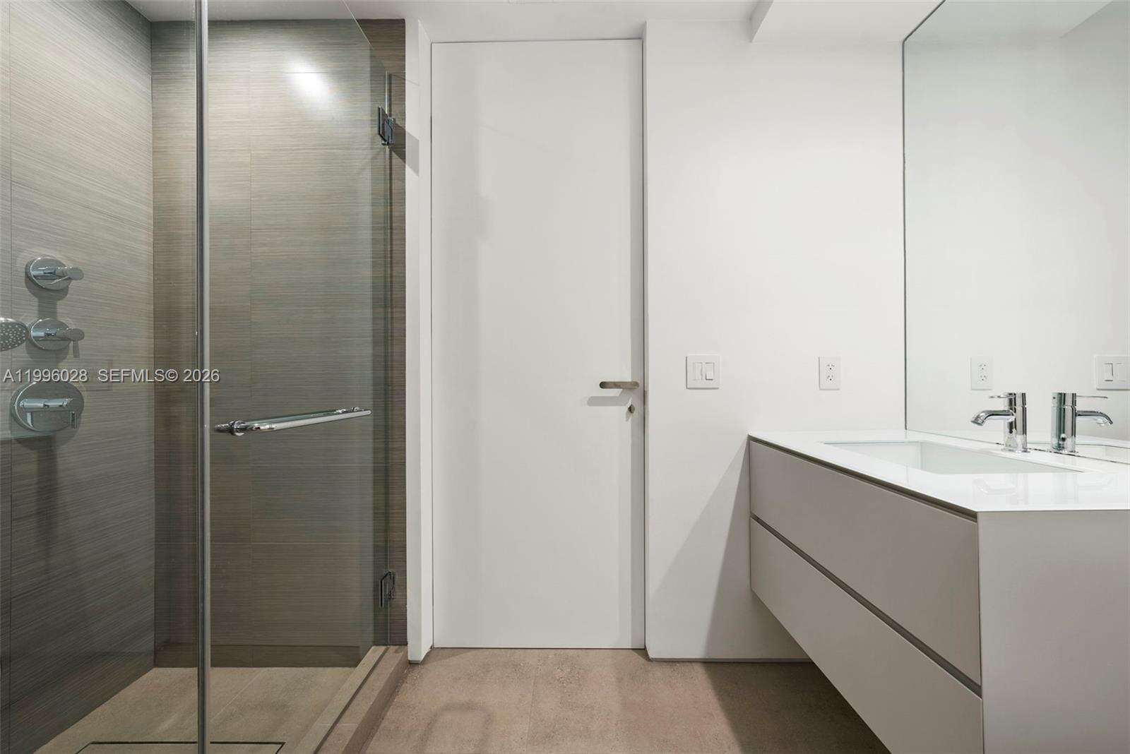 CONTINUUM ON SOUTH BEACH CONDO THE SOUTH TOWER - 100 Pointe Dr, Miami Beach, FL 33139 | Picture 39