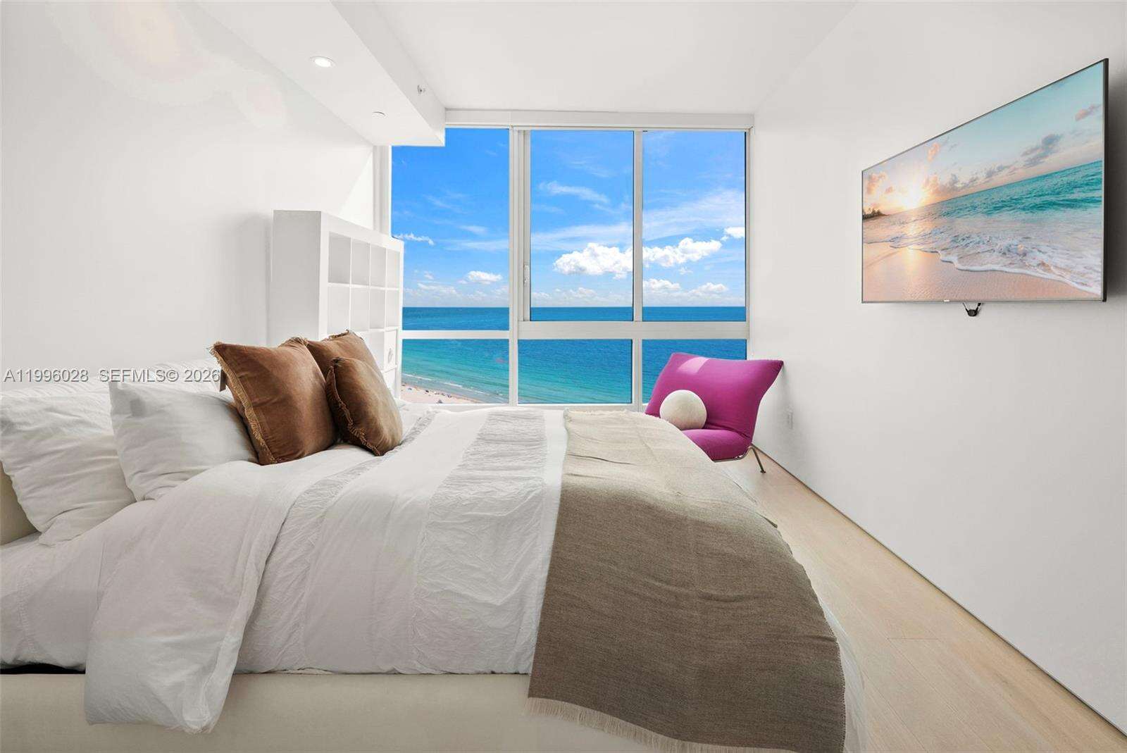 CONTINUUM ON SOUTH BEACH CONDO THE SOUTH TOWER - 100 Pointe Dr, Miami Beach, FL 33139 | Picture 44